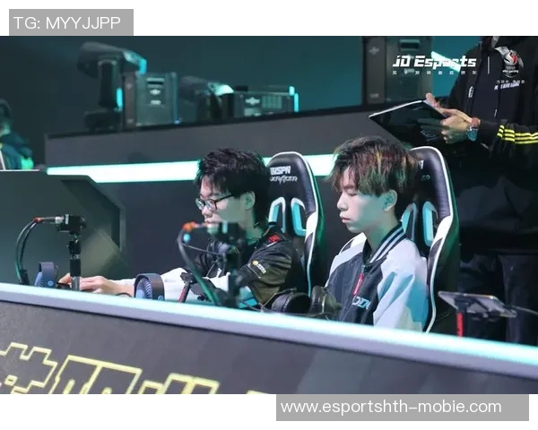 电竞实时数据深度解析JDG边路渗透策略的创新与影响 电竞实时数据深度解析JDG边路渗透策略的创新与影响